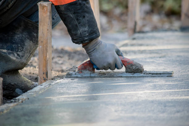 Best Concrete Sidewalk Installation in Eastwood, LA